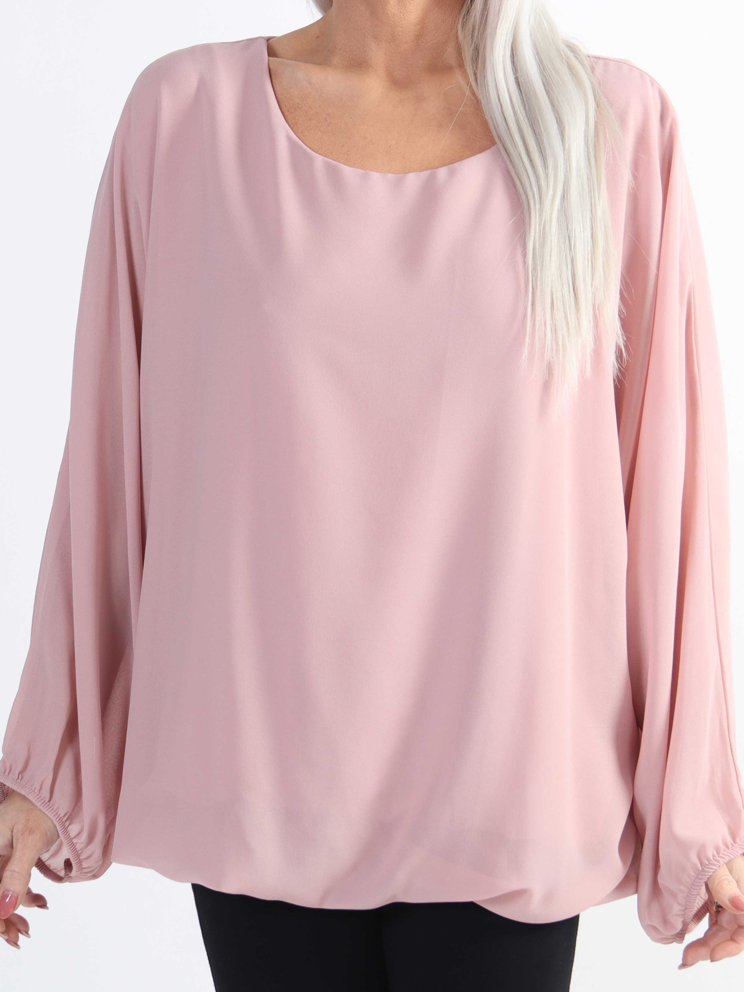Destiny Plain - Plus size bluse i chiffon med flagermusærmer